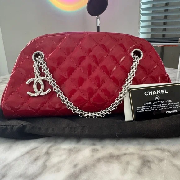 Chanel Mademoiselle Red Quilted Patent Leather Bag - Picture 3 of 13